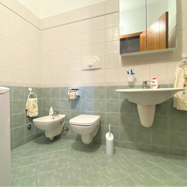 https://www.narramondovillas.it/wp-content/uploads/2021/04/trieste-nuove-foto-9-640x640.jpeg