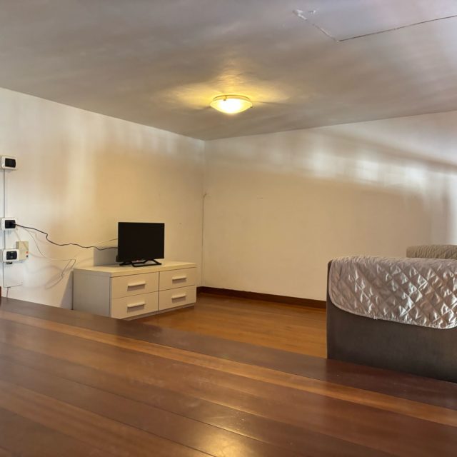 https://www.narramondovillas.it/wp-content/uploads/2025/07/0c32fdc1-9b73-47f9-805a-265935854508-640x640.jpg